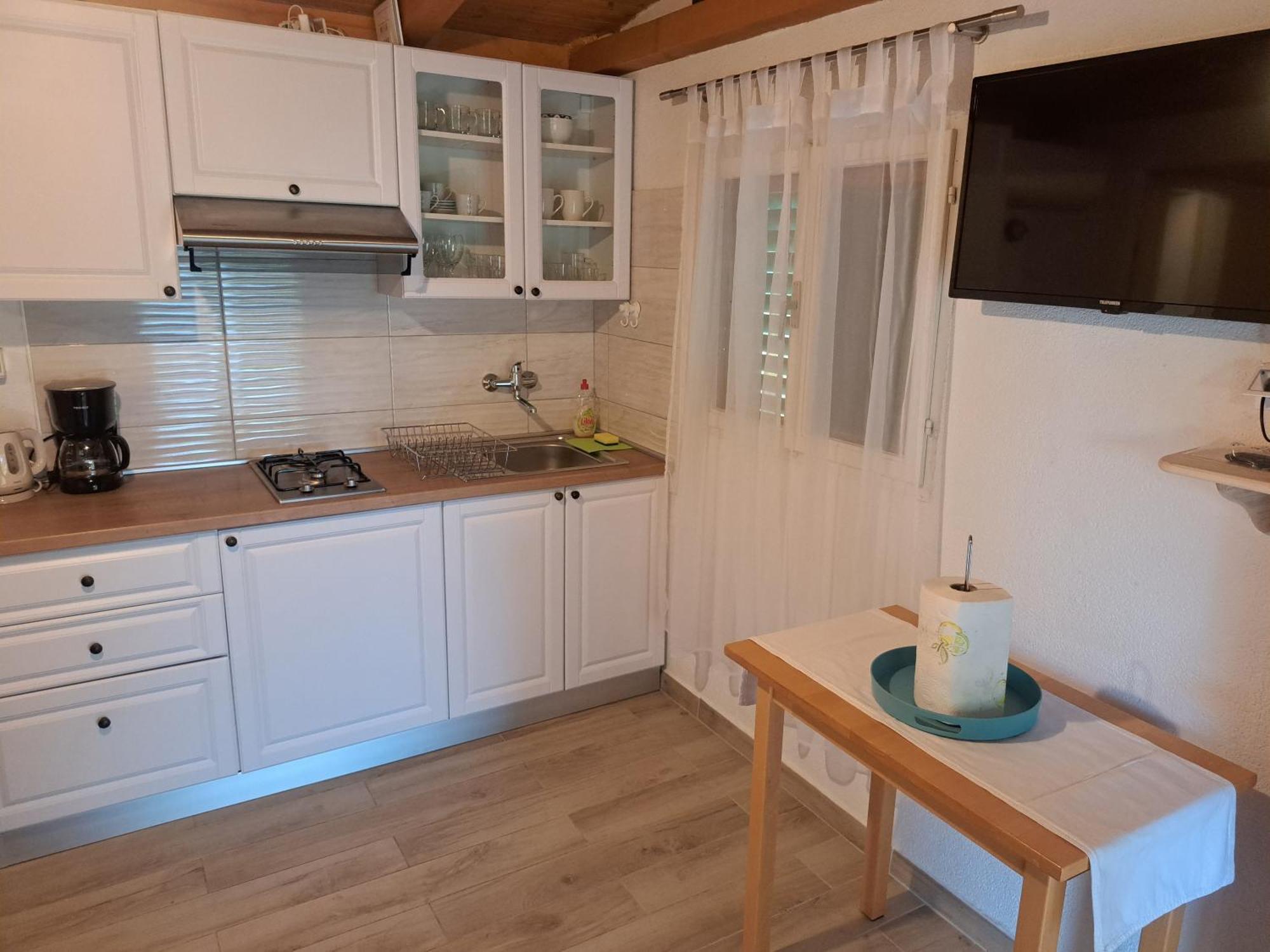 Holiday home Robinson House Sea & Olives Tisno