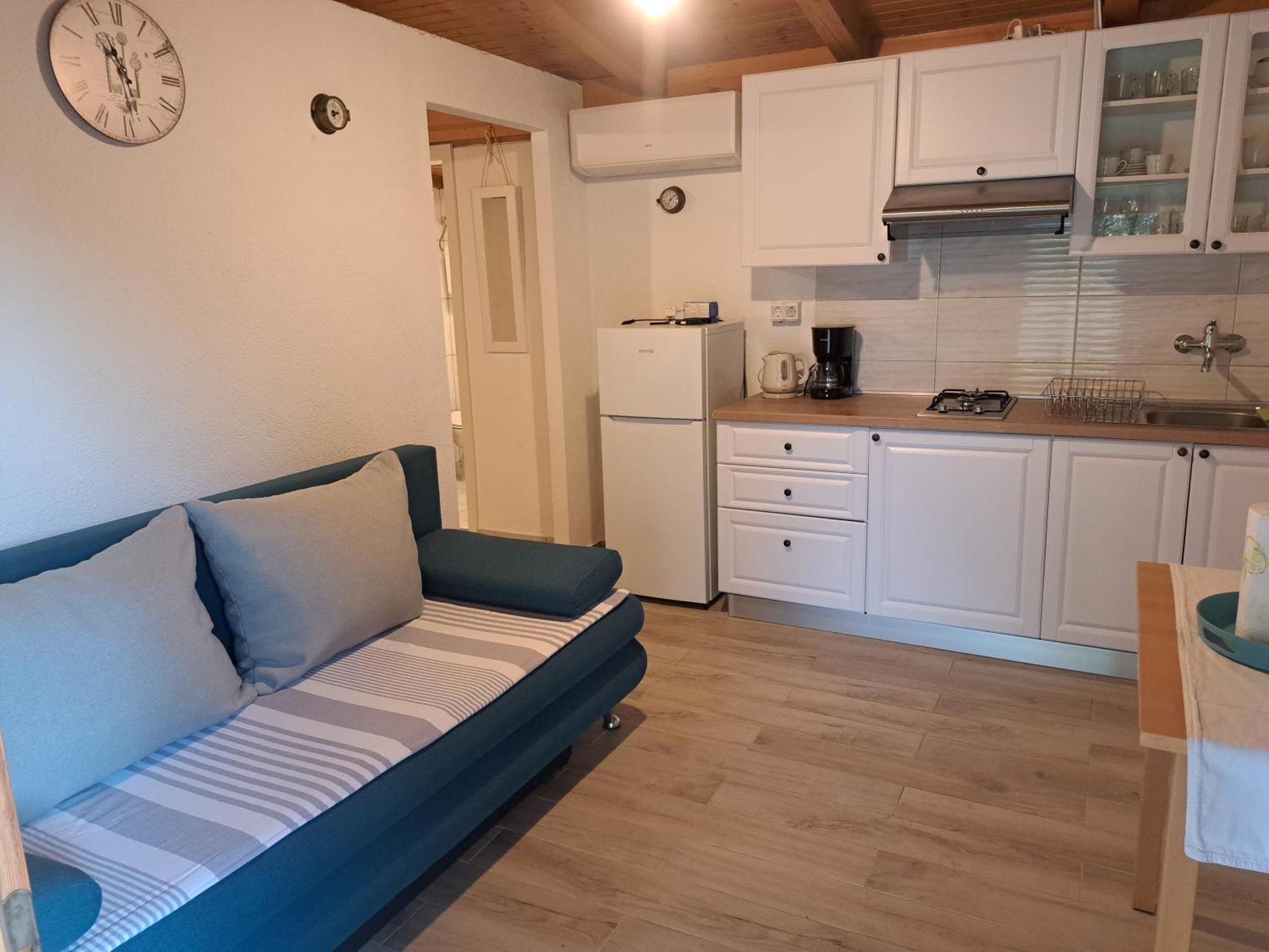 Holiday home Robinson House Sea & Olives